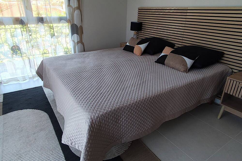 3-bedroom single-family home, 3 km from the beaches and close to everything: restaurants, movie theater, park, and sports facilities in La Garde, Mittelmeerküste (Frankreich)