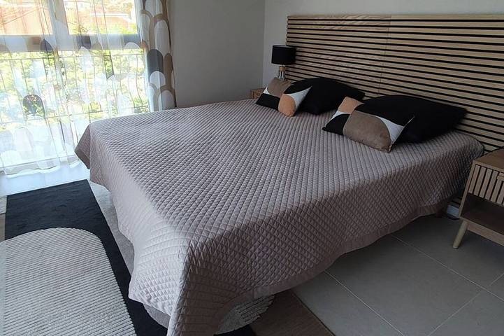 3-bedroom single-family home, 3 km from the beaches and close to everything: restaurants, movie theater, park, and sports facilities in La Garde, Mittelmeerküste (Frankreich)