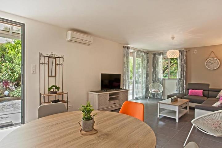 Location de vacances pour 5 personnes, avec jardin et terrasse à Biguglia - 2