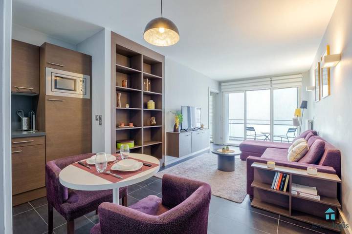 Appart’hôtel pour 3 personnes, avec Balcon et Terrasse