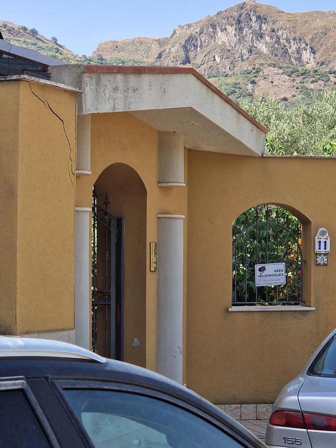 Appartement de vacances pour 4 personnes, avec jardin ainsi que vue et piscine