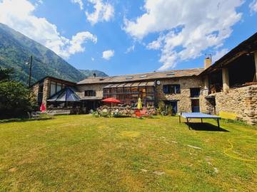 Auberge pour 2 personnes, avec jardin et vue, animaux acceptés dans Porta