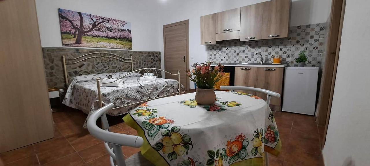 El Pavino Agriturismo Ristorante Pizzeria Alloggi in Trapani, Provincia di Trapani