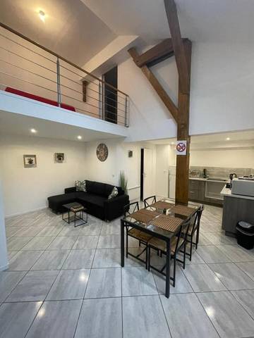 Gîte pour 6 personnes, avec terrasse, animaux acceptés dans Paroy-sur-Tholon