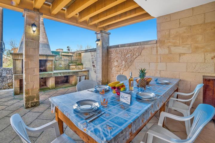 Casa vacanza per 7 persone, adatto a famiglie con bambini a Torre Specchia Ruggeri