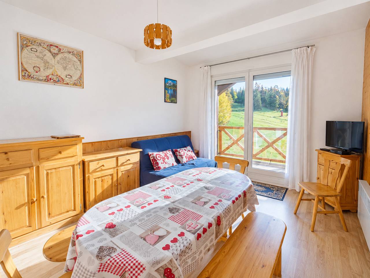 Appartement entier, Ski aux pieds : Appartement 6 pers. aux Rousses in Prémanon, Parc naturel régional du Haut-Jura