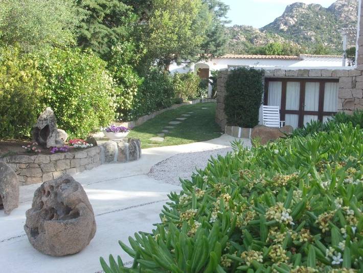 B&b voor 2 personen, met balkon en tuin op Sardinië