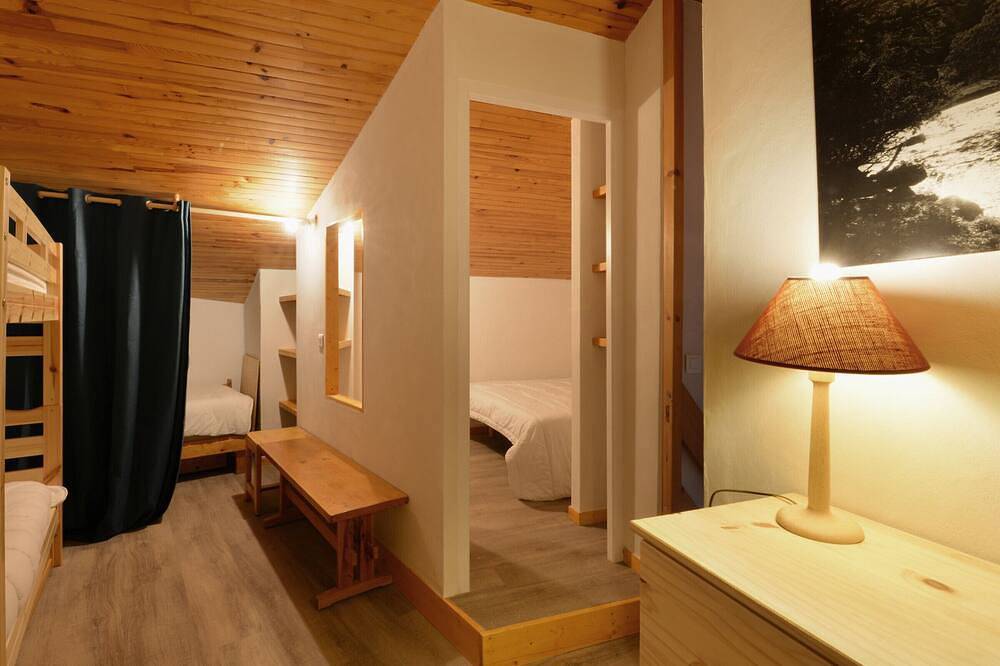 Entire apartment, Comfortable duplex · Near slopes · 9 pers · Mountain view in La Plagne, Bellentre