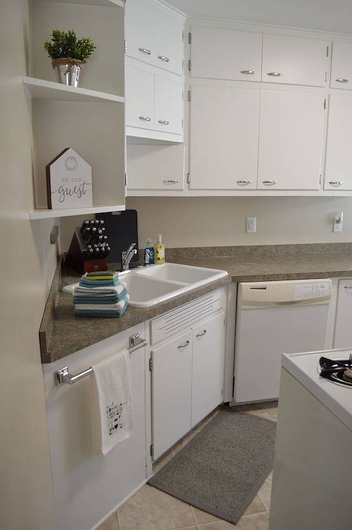 Charming 2-Bedroom house along city trail 1 mile from Mayo Clinic and downtown. in Rochester (MN), Olmsted County