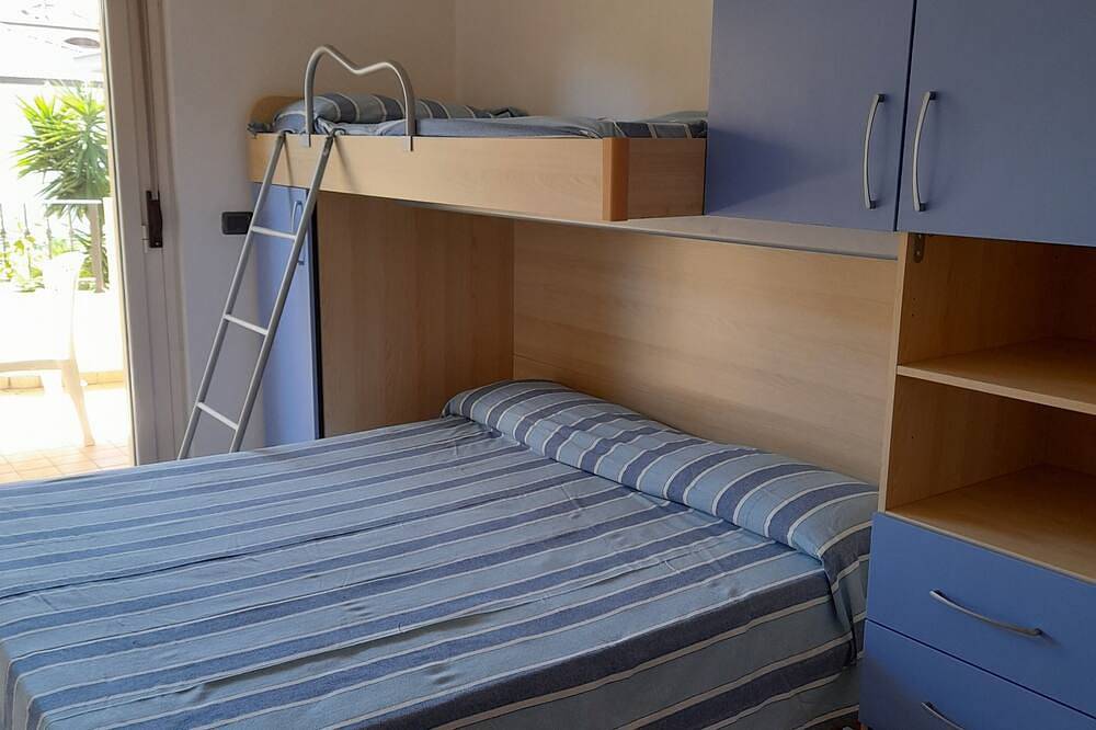 Apartamento entero, \"Quadrilocale \" sea view only 40 mt. from the beach!!! in Tortoreto Lido, Tortoreto (Comune)