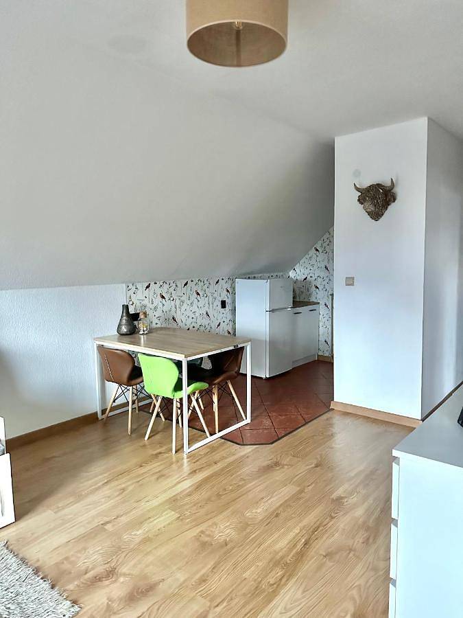 Apartament wakacyjny dla 5 osób, z ogród i widok w Stężyca