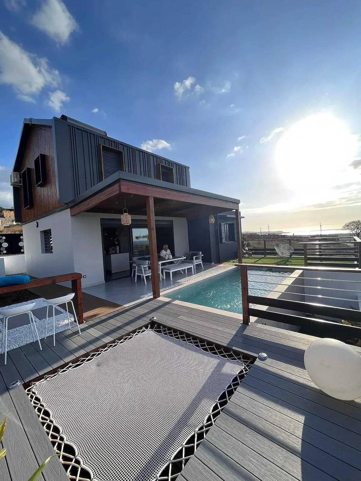 Villa élégante avec piscine privée à Saint Paul + Vue sur la mer in Saint-Paul (Réunion), Île de la Réunion