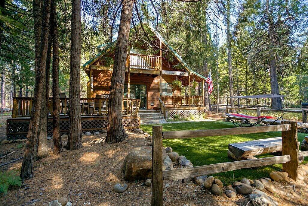 Upscale Mountain Retreat • 9 Miles to Lassen National Park • Ev Charging in Lassen-Volcanic-Nationalpark
