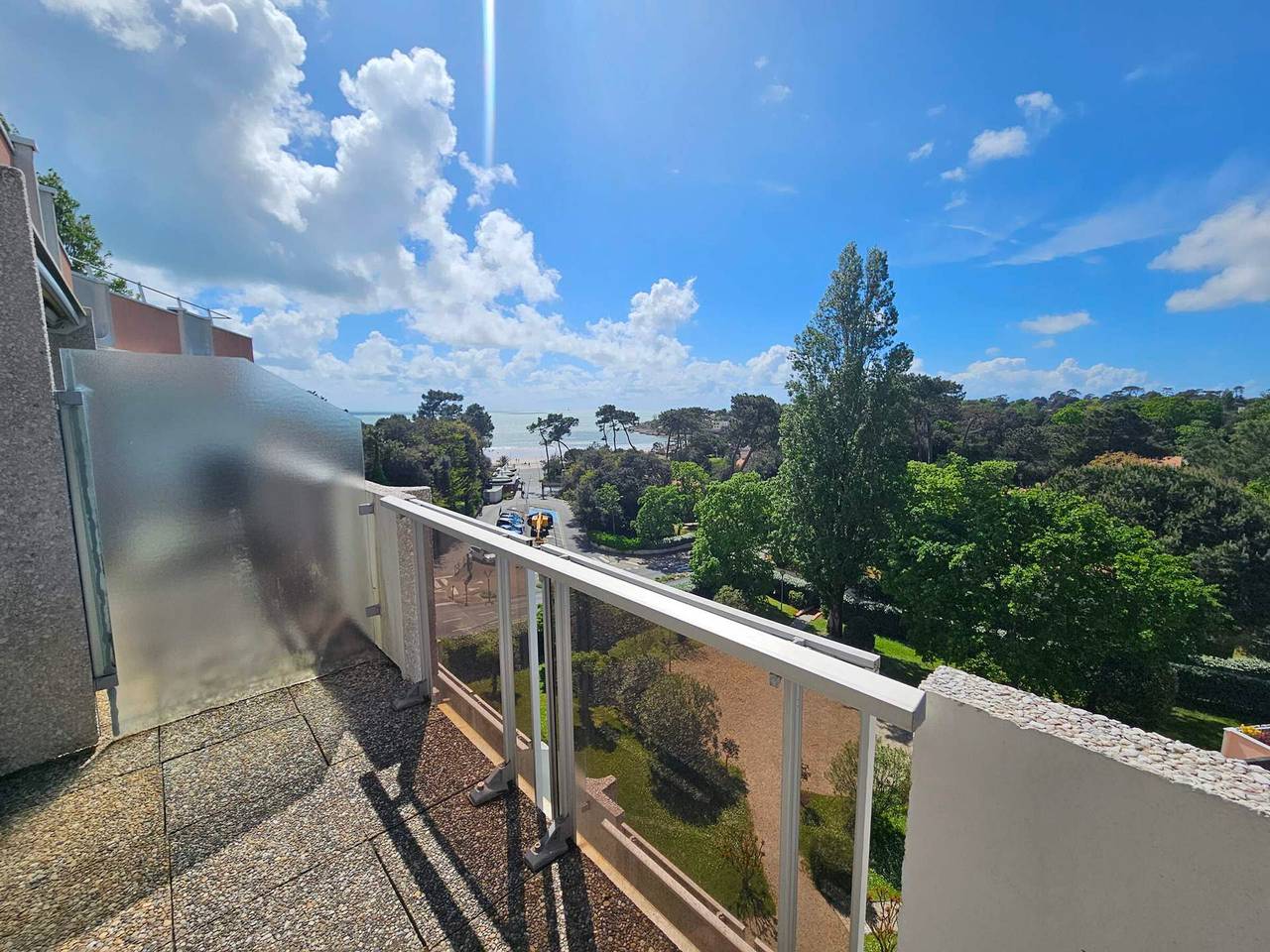 Apartamento entero, Apartamento T2 a 150m de la playa con estacionamiento in Vaux-sur-Mer, Côte de Beauté