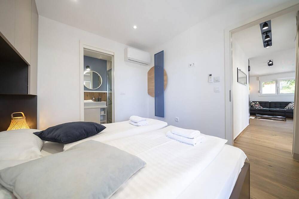 Stunning home in Zerava in Nin, Zadar