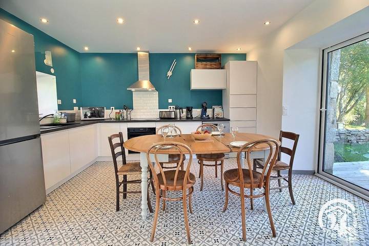 Gîte pour 4 personnes, avec Terrasse et Jardin à Ploumilliau - 3