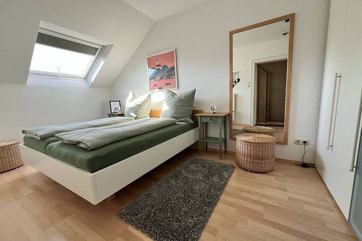 Entire apartment, Apartment Dießen am Ammersee, 2 min. walk to the lake, 3 bedrooms, terrace 80 sqm in Dießen am Ammersee, Ammersee