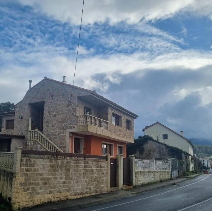 Gîte pour 6 personnes, avec terrasse et vue à Noia - 4