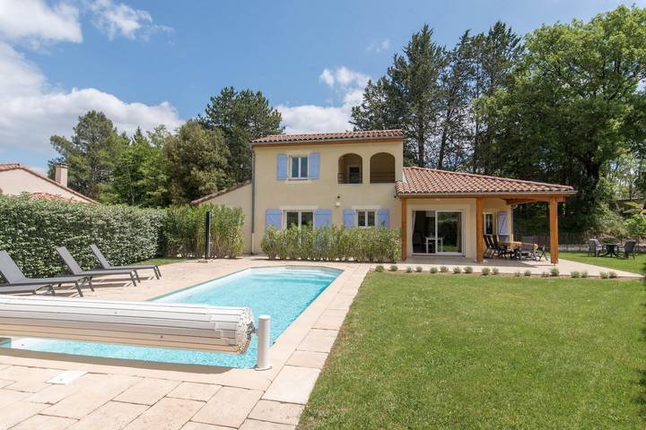 Villa pour 8 personnes, avec piscine ainsi que balcon et jardin à Vallon-Pont-d'Arc - 2