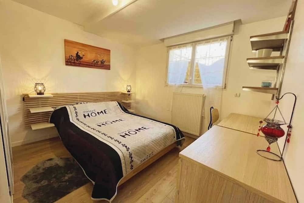 Entire apartment, Sunny apartment 15 minutes from Paris in Vitry-sur-Seine, Val-de-Marne