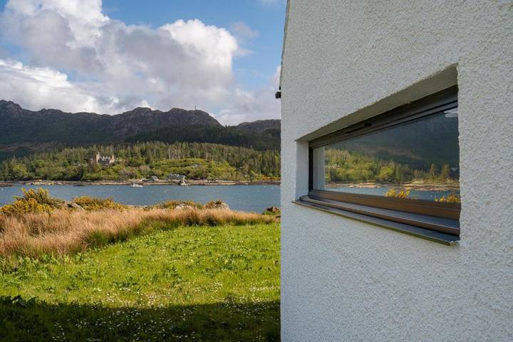 Location de vacances pour 12 personnes, avec vue ainsi que vue sur le lac et jardin à Plockton - 4