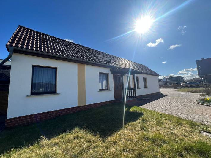 Bungalow für 2 Personen, mit Terrasse und Garten