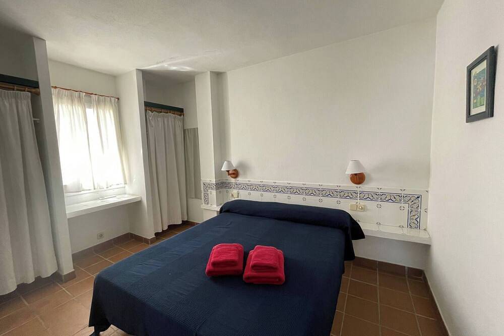 Entire apartment, Spectacular views on the first line of the sea in Fornells, Es Mercadal