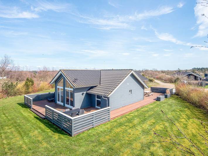 Ferienhaus für 8 Personen, mit Terrasse