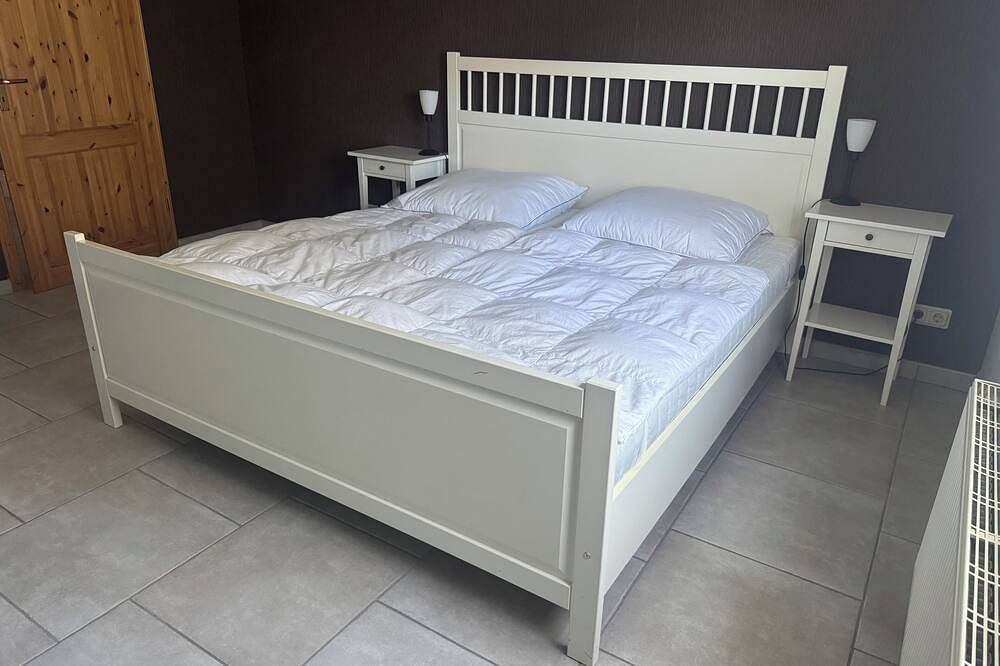 Ganze Wohnung, Charmante Ferienwohnung in Ostseenähe – großer Garten,entspannt/grün, gemütlich. in Rövershagen, Rostock und Umgebung