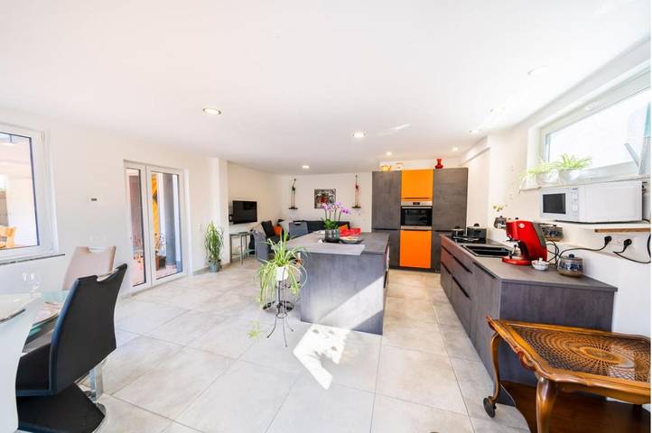 Ferienwohnung für 6 Personen, mit Terrasse und Garten sowie Seeblick und Ausblick in Schwaebisches Donautal - 3