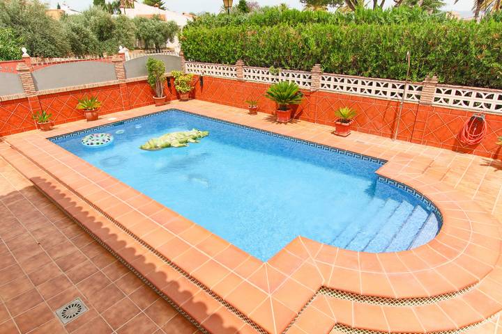 Casa rural para 10 personas, con jardín y balcón en Alhaurín de la Torre - 2