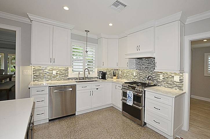 Vacation rental for 7 people, with balcony and yard in Stuart