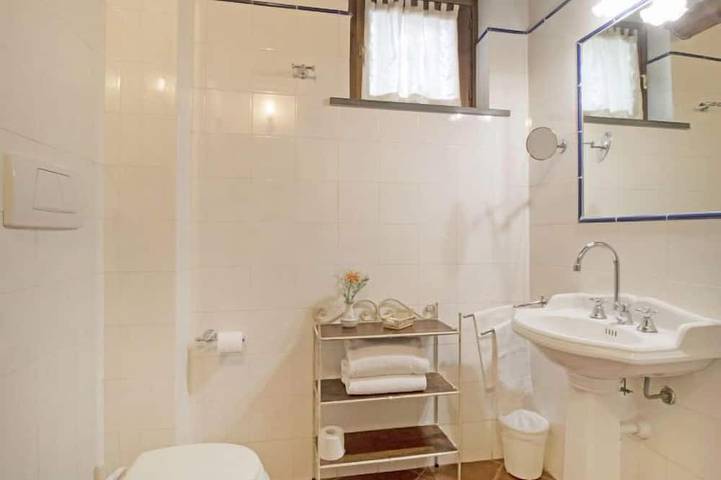 Entire apartment, Montecorneo in Perugia, Perugia Province