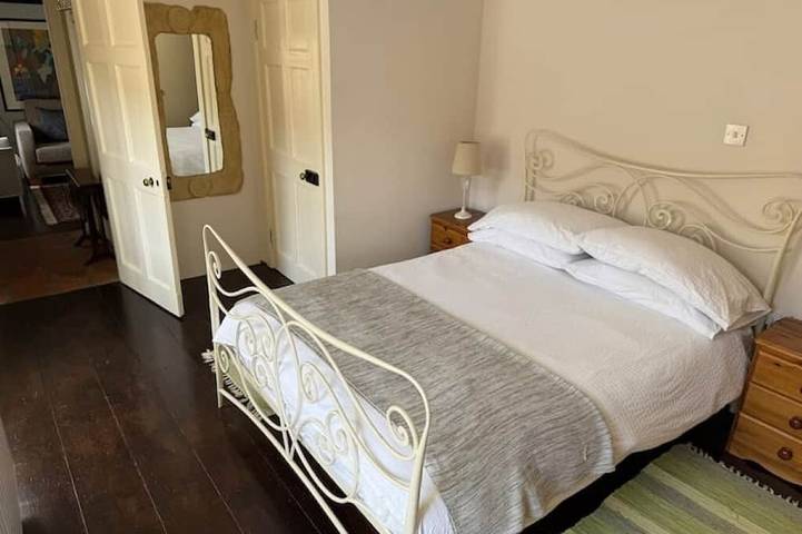 Browns Cottage in Annestown Village in Irlande