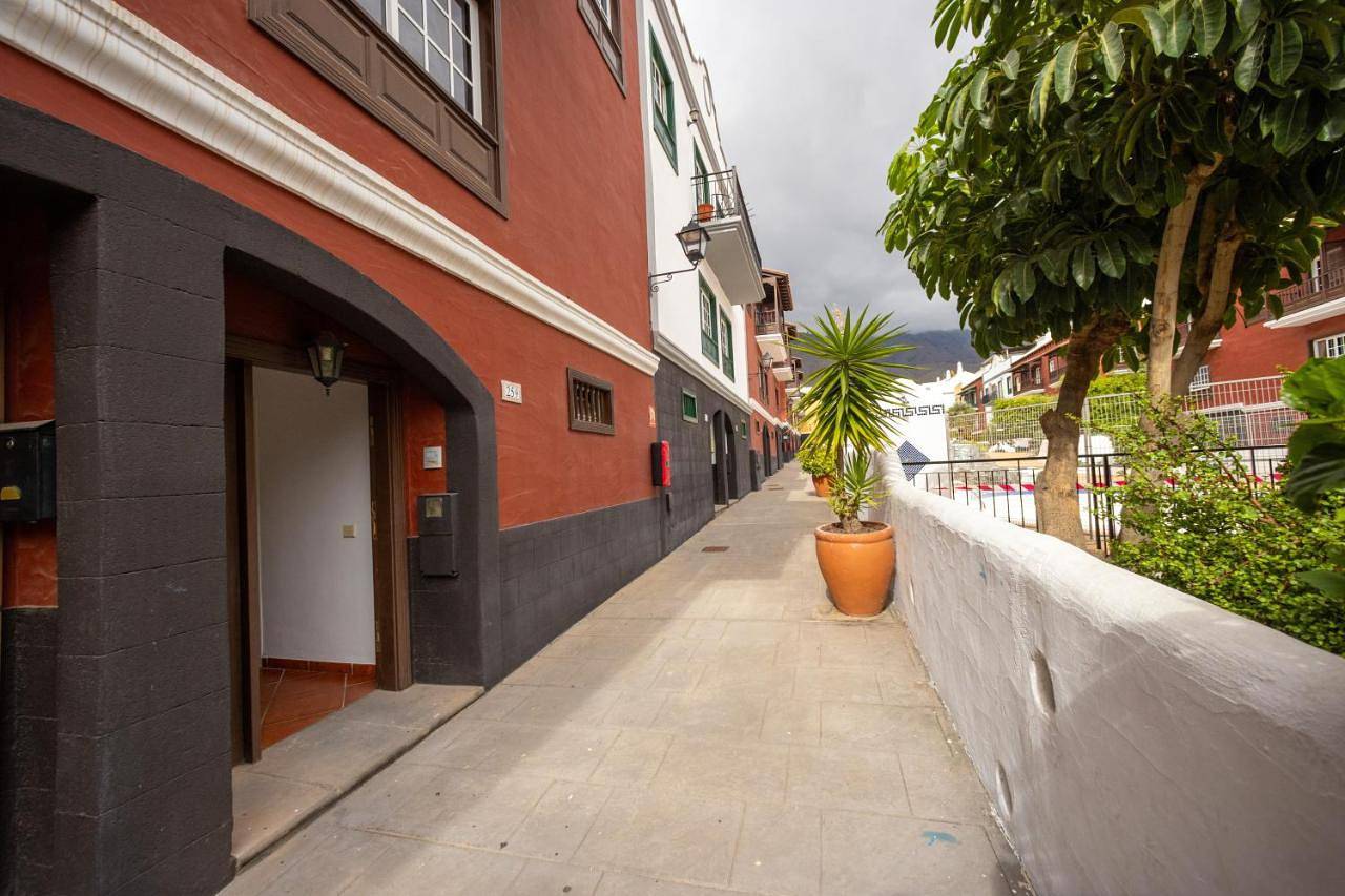 Three-Bedroom House in Las Nieves, Adeje