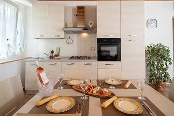 Holiday Rental for 4 People in Bardolino, Garda Mountains, Photo 3