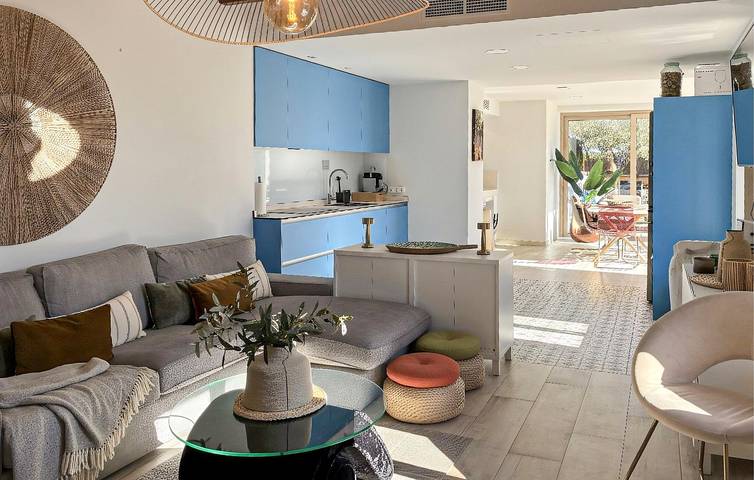 Acogedor Apartamento con Terraza, Piscina y WiFi - Cerca de Perico Son Toreo in Sineu, Interior de Mallorca