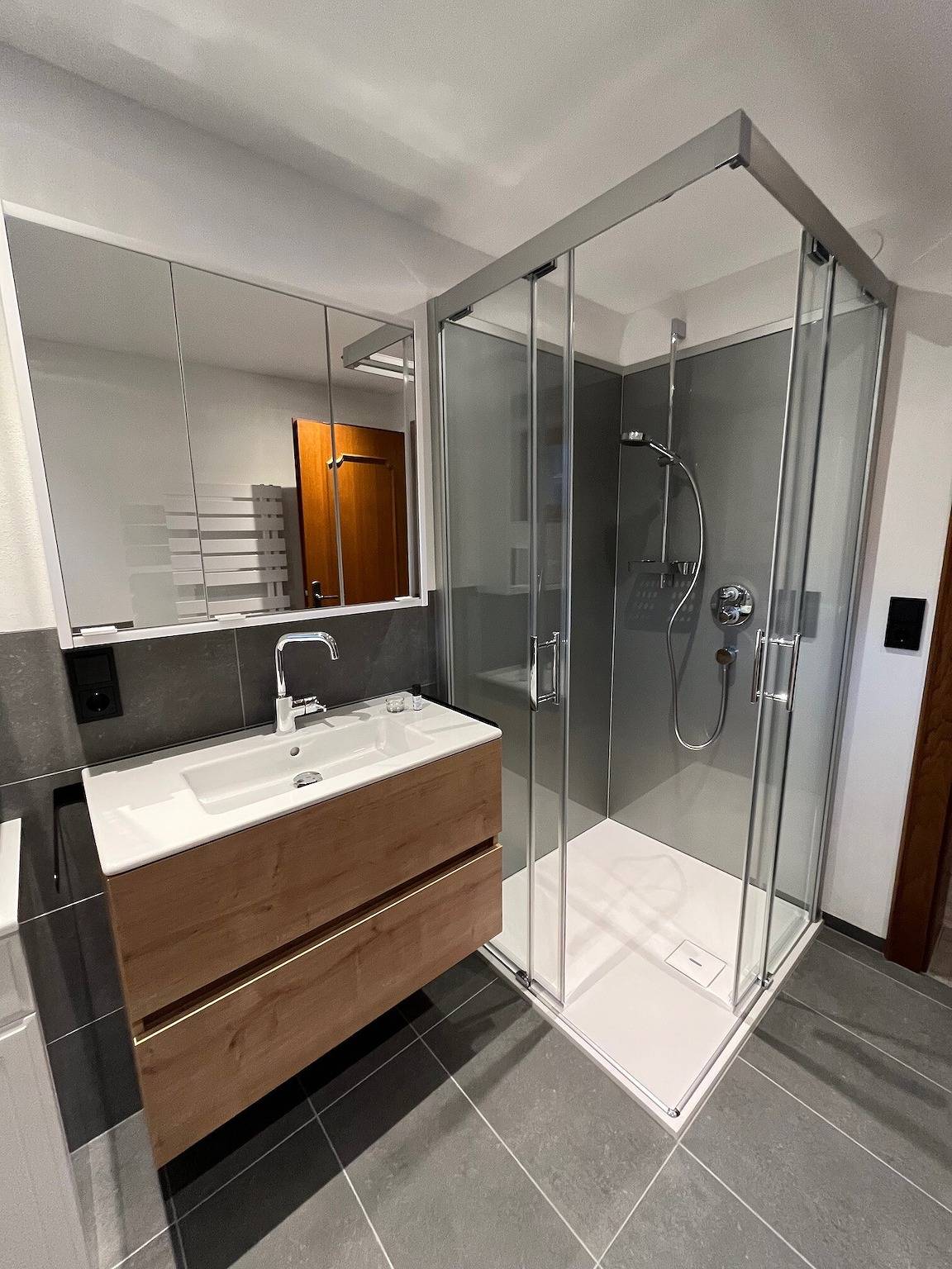 Ganze Wohnung, Ferienwohnung Serlesblick mit direktem Zugang zur Skipiste, Wlan und Terrasse in Mieders, Innsbruck Land