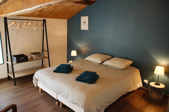 B&b for 2 people, with garden, child-friendly in Loire Valley