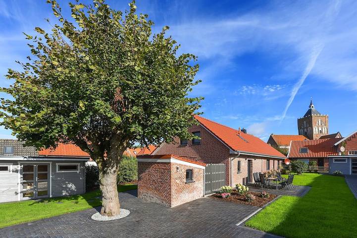 Ferienhaus für 8 Personen, mit Garten und Terrasse