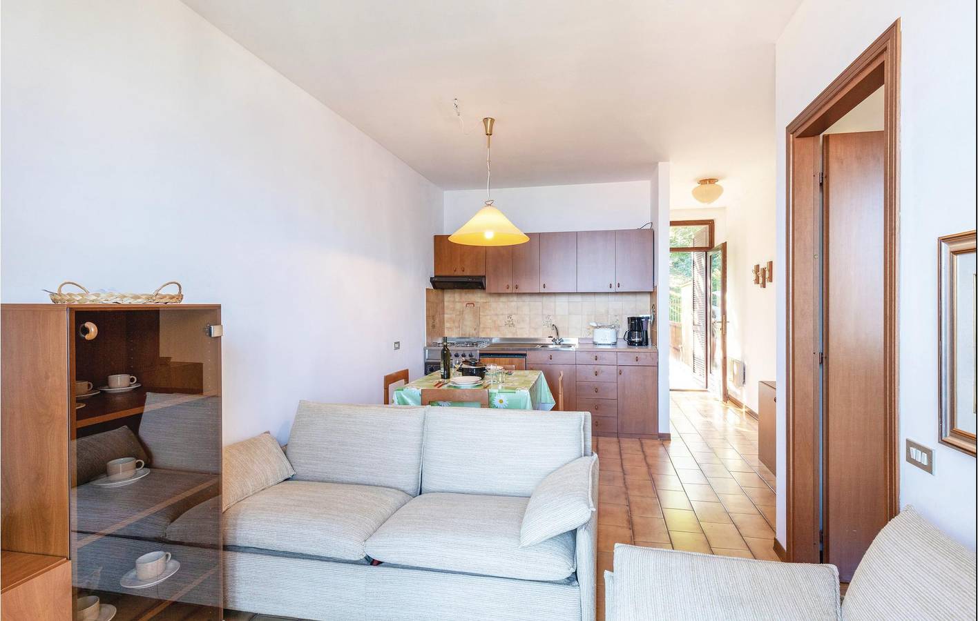 Ganze Ferienwohnung, Gemütliche Wohnung am See mit Parkplatz und Terrasse in Germignaga, Lago Maggiore (Lombardei)