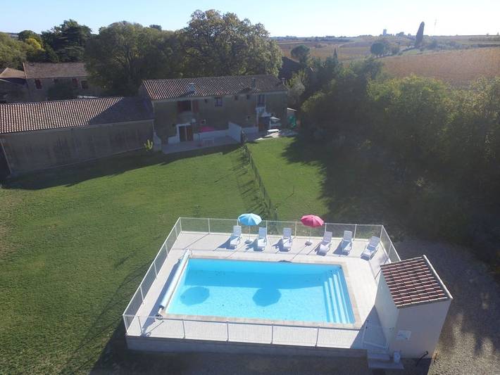 Location de vacances pour 6 personnes, avec Terrasse et Piscine à Servian