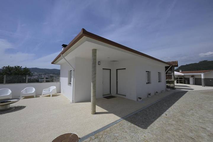 Casa rural para 4 personas, con Terraza y Piscina en Vale de Cambra
