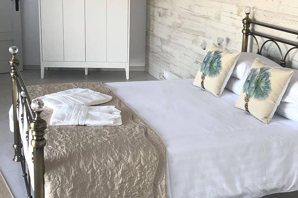 Apartamento entero, Spacious and light accommodation with private pool and stunning views. in Bédar, Provincia de Almería