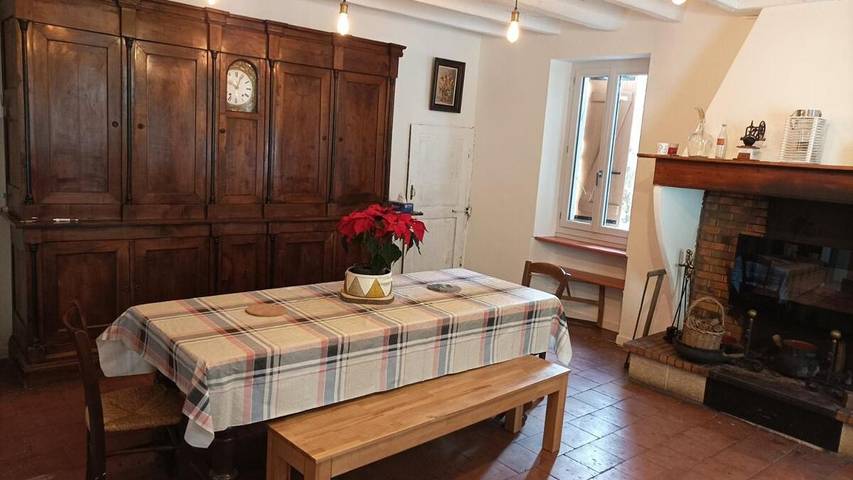 Location de vacances pour 16 personnes, avec terrasse, animaux acceptés à Burlats - 4