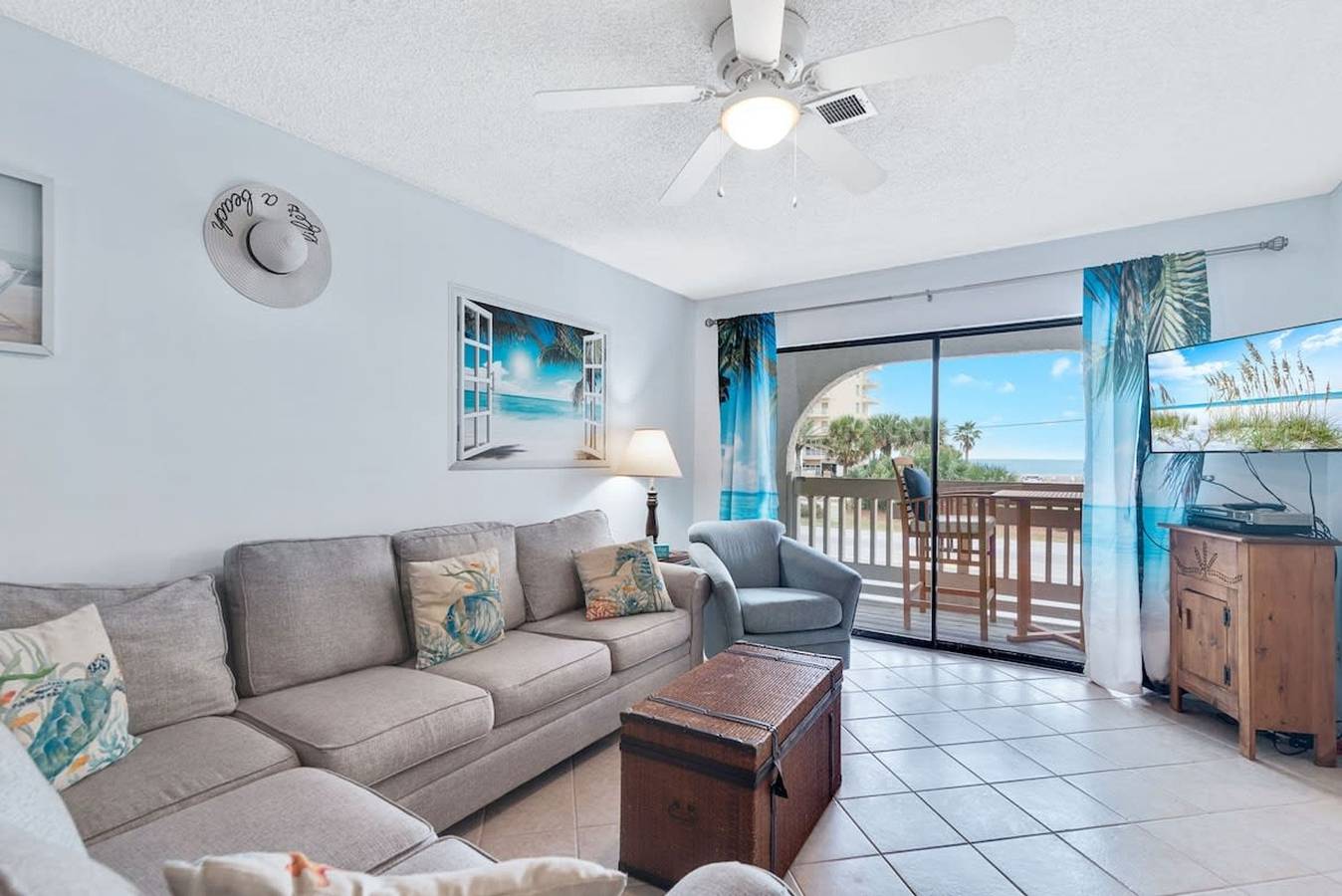 Entire apartment, Las Palmas 114- Pool Bbq short walk to beach in Gulf Shores, Mobile Bay