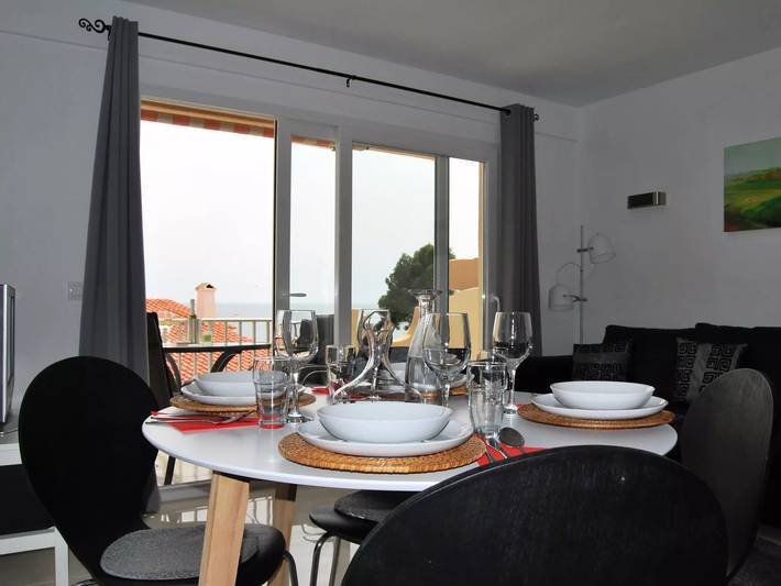 Appartement de vacances pour 3 personnes, avec jardin et piscine