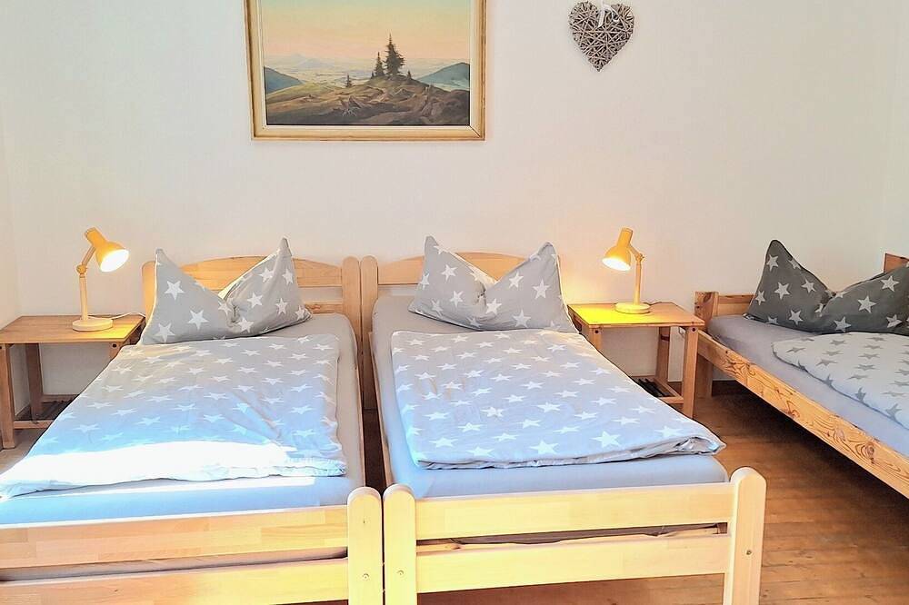 Ferienhaus Eifel - Xxl Gemeinschaftsraum - 9 Schlafzimmer- Alleinnutzung! in Zweifelscheid, Eifelkreis Bitburg-Prüm
