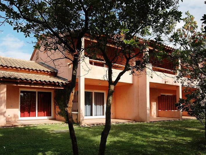 Appartement de vacances pour 6 personnes, avec terrasse et piscine