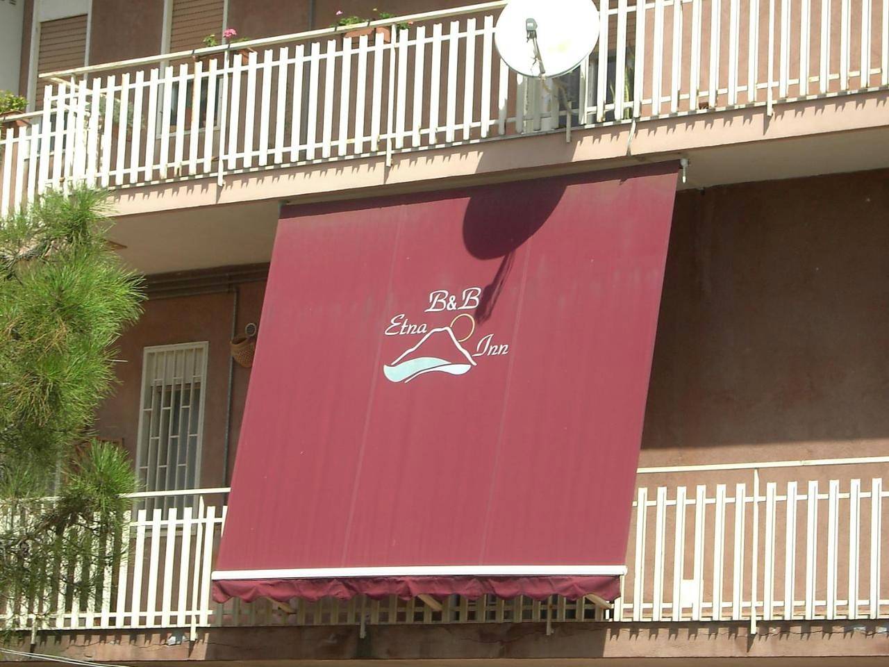 Quadruple Room with Private Bathroom in Motta Sant'Anastasia, Catania e dintorni